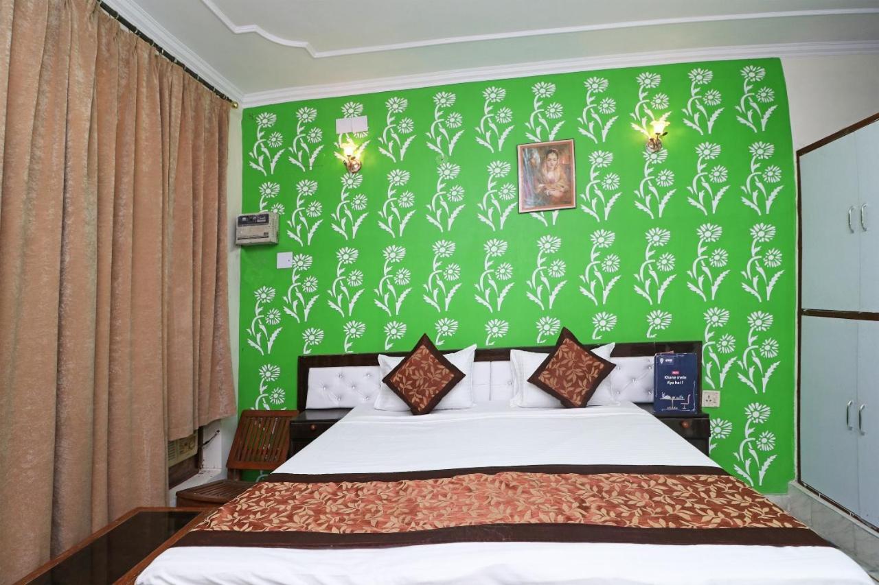 Hari Villa Residency --Near Noida Indoor Stadium Екстер'єр фото