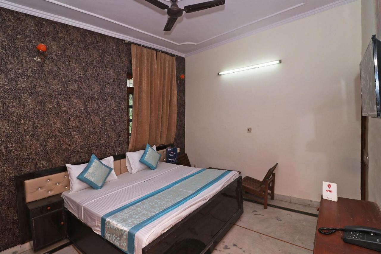 Hari Villa Residency --Near Noida Indoor Stadium Екстер'єр фото