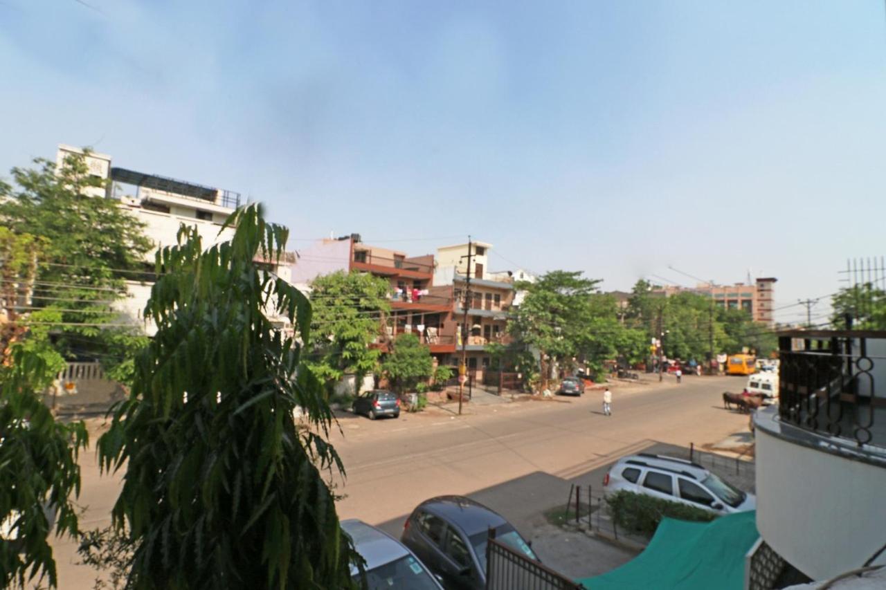 Hari Villa Residency --Near Noida Indoor Stadium Екстер'єр фото