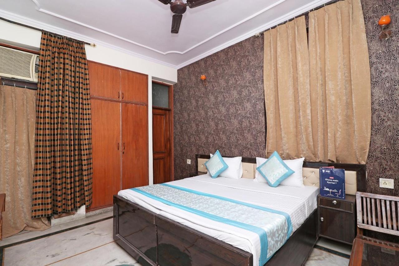 Hari Villa Residency --Near Noida Indoor Stadium Екстер'єр фото
