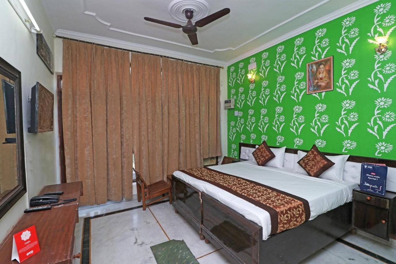 Hari Villa Residency --Near Noida Indoor Stadium Екстер'єр фото